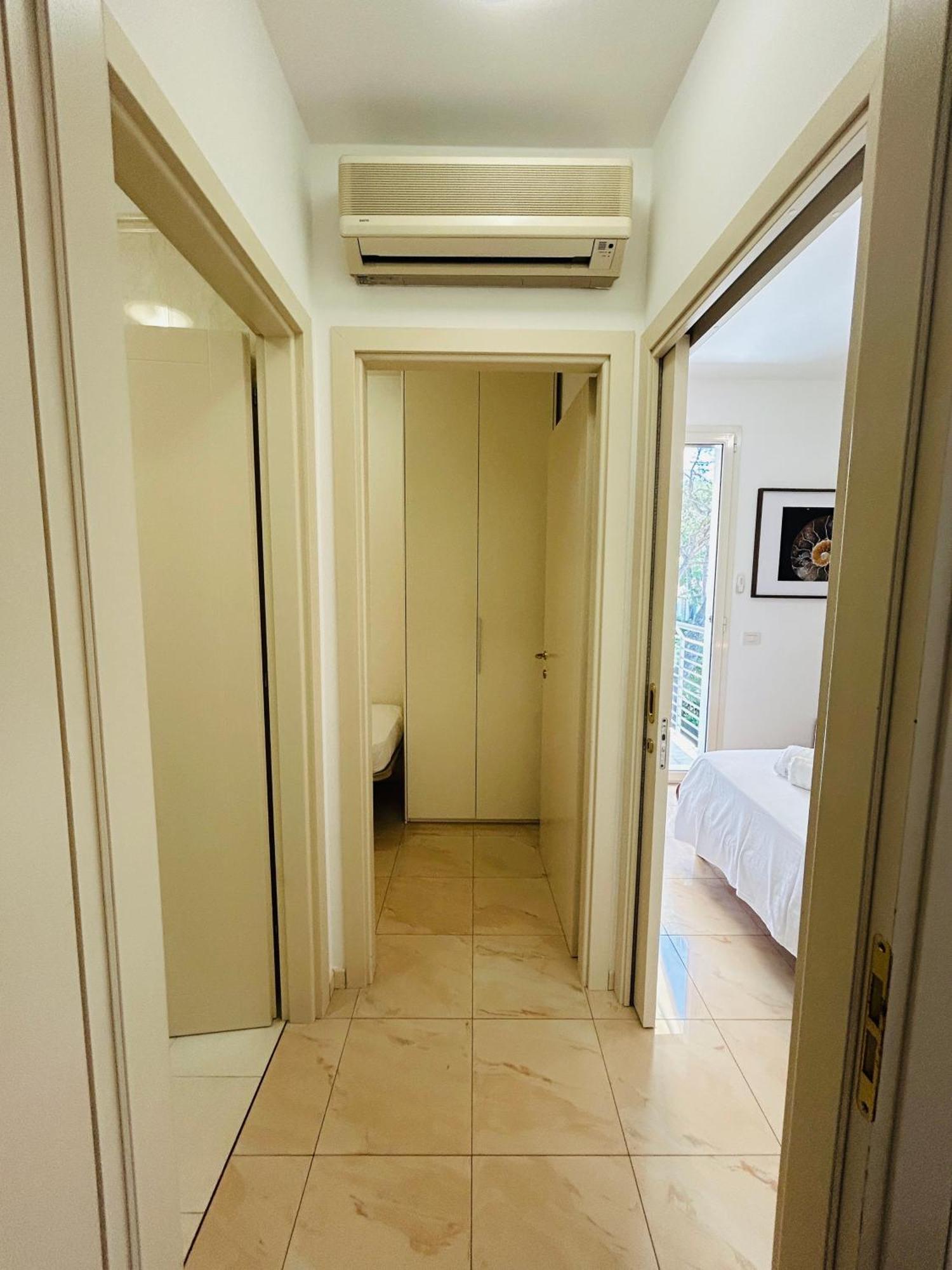 Apartament Damiano Chiesa Flexrent - Abissinia Riccione Zewnętrze zdjęcie