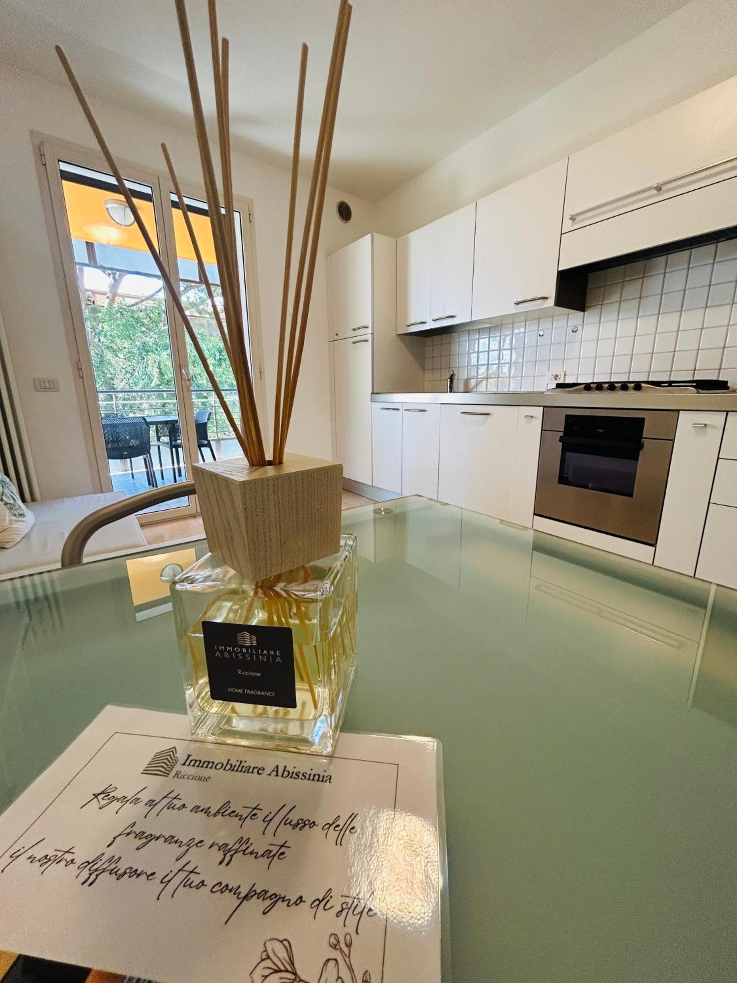 Apartament Damiano Chiesa Flexrent - Abissinia Riccione Zewnętrze zdjęcie